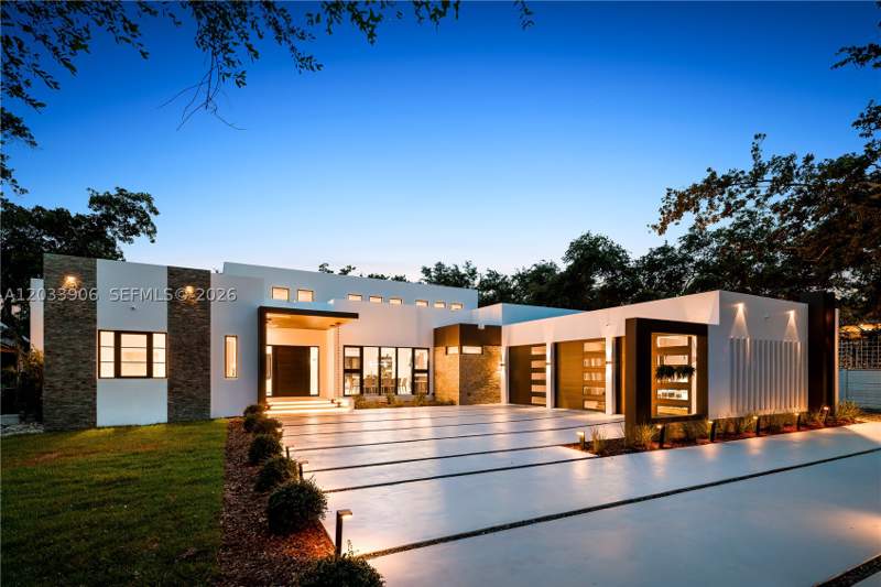 5 bedroom SingleFamilyResidence at 6200 SW 83 Av, Sunkist Estates A, Miami — photo 5