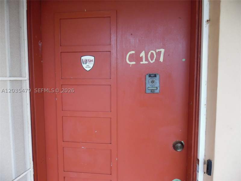 1 bedroom Condominium at 1501 NE 191st St C107, Rolling Green Condo C, Miami — photo 3