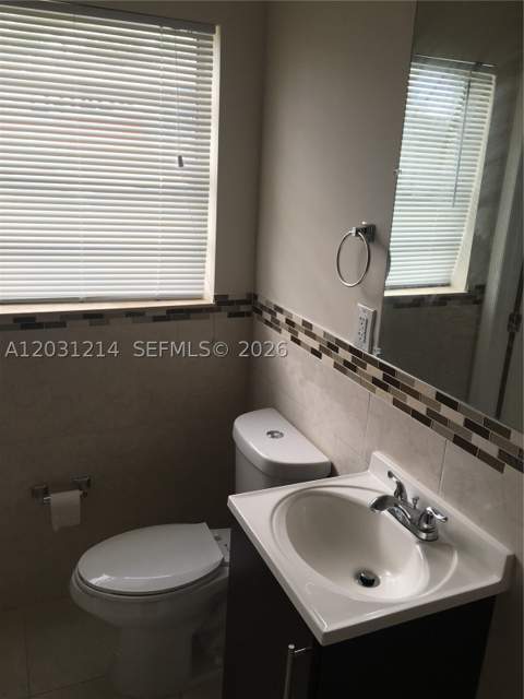1594 NE 155th Ter, North Miami Beach FL - photo 20 of 23