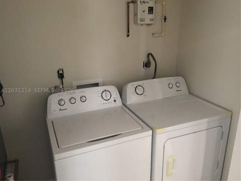 1594 NE 155th Ter, North Miami Beach FL - photo 8 of 23