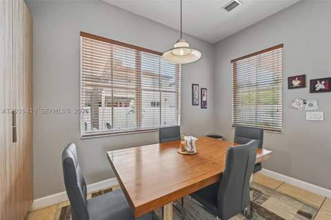 18159 NW 90th Ave, Hialeah FL - photo 13 of 57