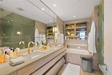 18975 Collins Ave 3603, Sunny Isles Beach FL - photo 19 of 34