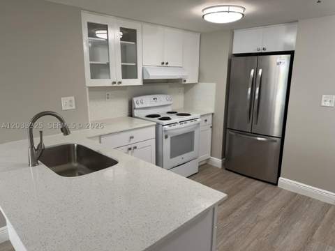 7832 Collins Ave 406, Miami Beach FL - photo 10 of 26