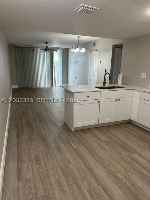 7832 Collins Ave 406, Miami Beach FL - photo 6 of 26