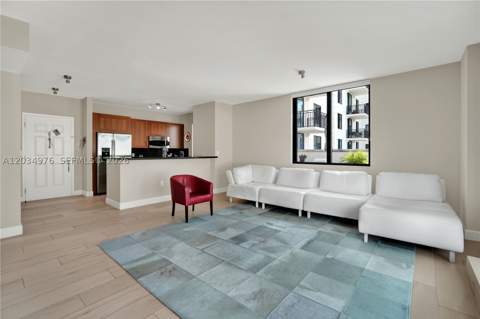 1300 Ponce De Leon Blvd 901, Coral Gables FL - photo 8 of 49