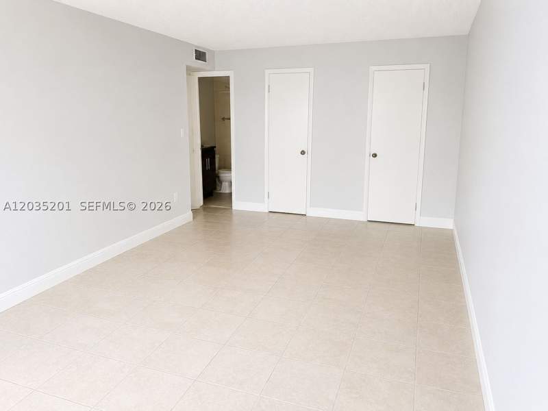 2 bedroom Condominium at 484 NW 165th St Rd A-109, Montecarlo Condo, Miami — photo 4