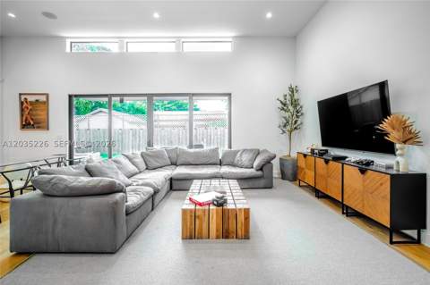 243 NW 42nd St, Miami FL - photo 6 of 75