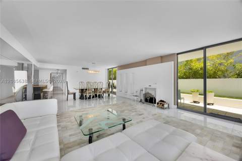 9400 W Bay Harbor Dr 101, Bay Harbor Islands FL - photo 9 of 42