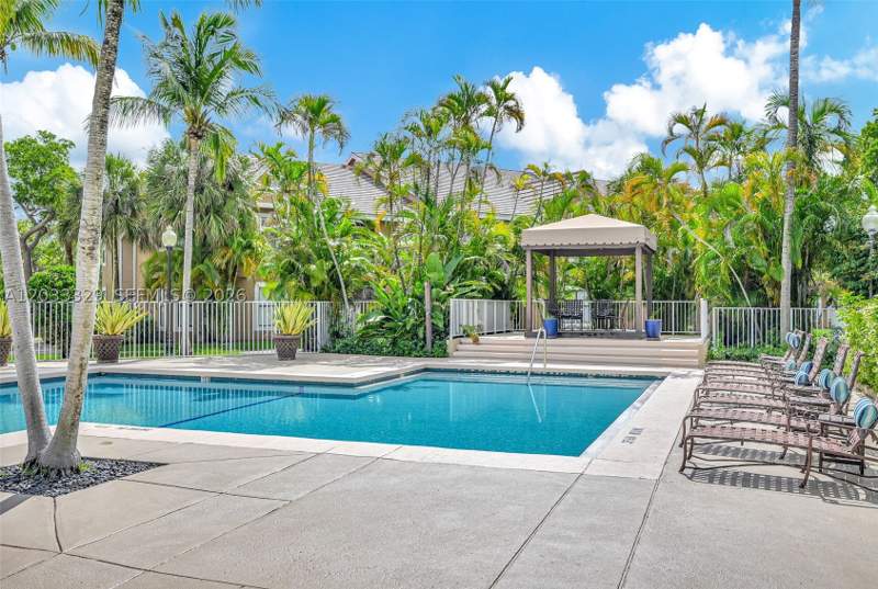 1 bedroom Condominium at 10560 SW 156th Pl 208, Vista Lago At The Hammock, Miami — photo 3