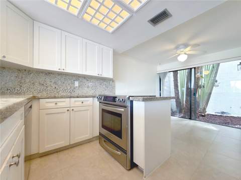 5002 SW 72nd Ave, Miami FL - photo 15 of 43