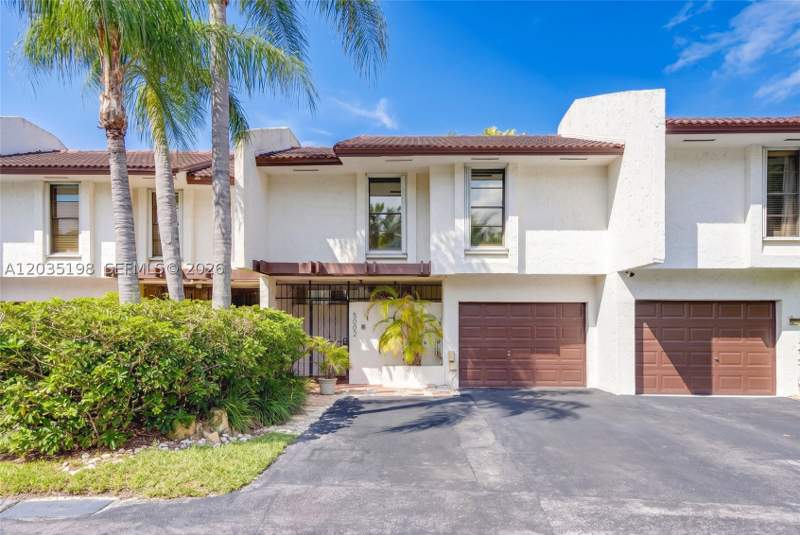 3 bedroom Townhouse at 5002 SW 72nd Ave, Marina Lakes Townhouses, Miami — photo 5