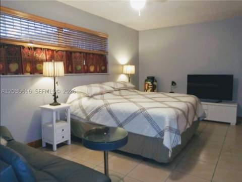 6895 Tamiami Canal Rd, Miami FL - photo 13 of 17
