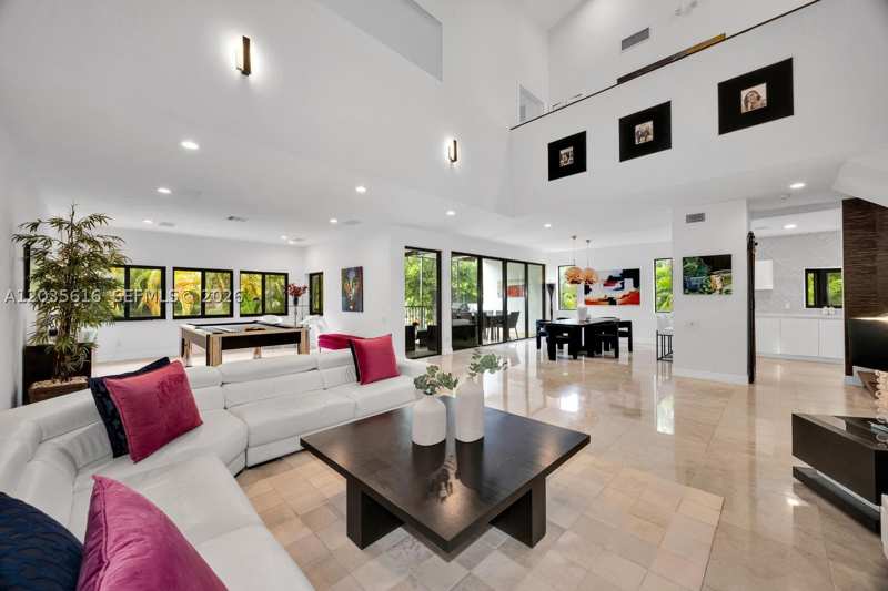 4 bedroom Townhouse at 2000 S Bayshore Dr 65, L Hermitage, Miami — photo 1