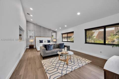 2000 S Bayshore Dr 65, Miami FL - photo 18 of 51