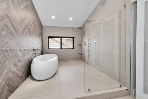 2000 S Bayshore Dr 65, Miami FL - photo 22 of 51