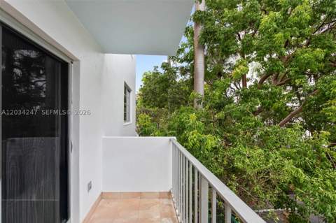 1820 James Ave 2F, Miami Beach FL - photo 15 of 21