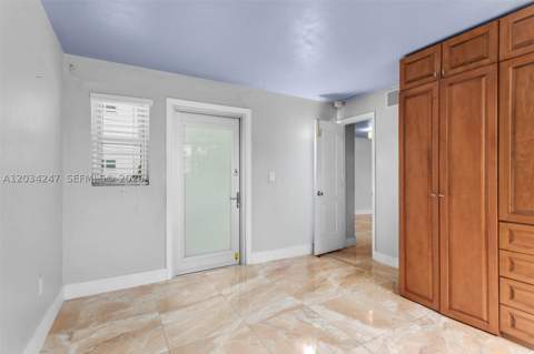1820 James Ave 2F, Miami Beach FL - photo 8 of 21