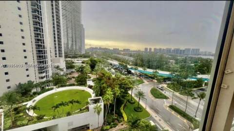 19201 Collins Ave 942, Sunny Isles Beach FL - photo 8 of 40