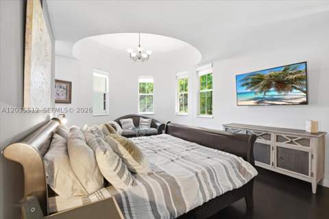 2917 Jackson Ave, Miami FL - photo 8 of 25