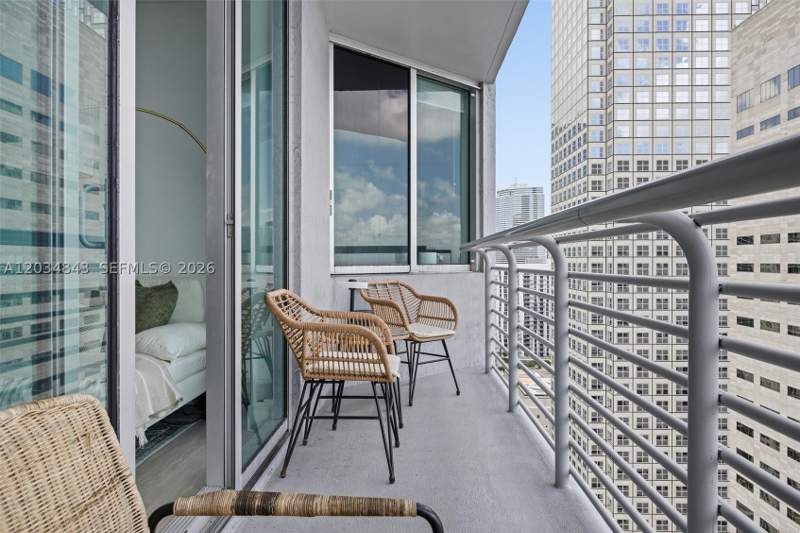 2 bedroom Condominium at 325 S Biscayne Blvd 4022, One Miami West Condo, Miami — photo 4