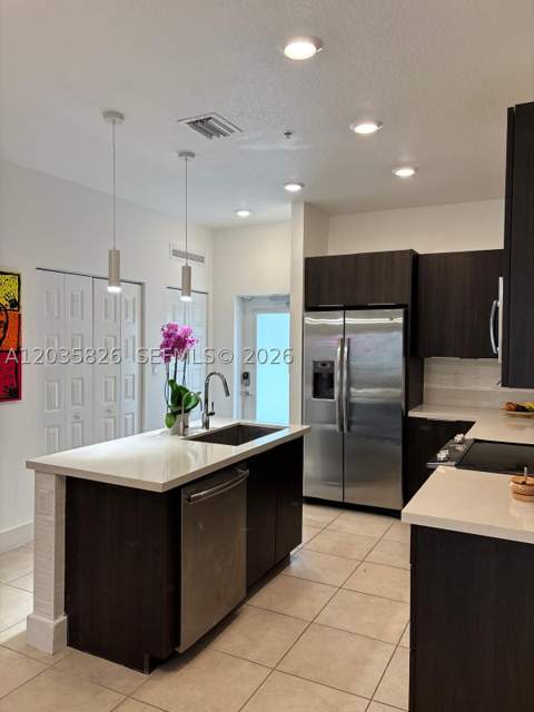 4740 NW 84th Ct 32, Doral FL - photo 8 of 26