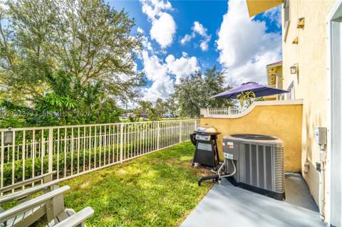 2040 NE 167 th 3-128, North Miami Beach FL - photo 18 of 36