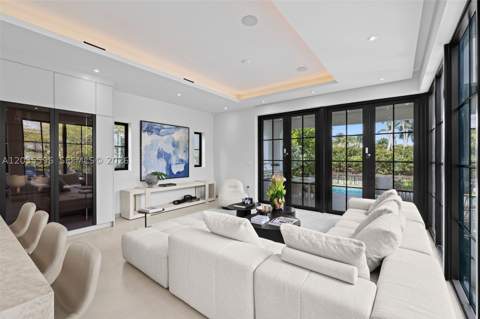 5262 La Gorce Dr, Miami Beach FL - photo 19 of 144