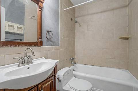583 NW 47th St, Miami FL - photo 13 of 28