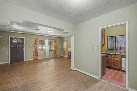 583 NW 47th St, Miami FL - photo 15 of 28
