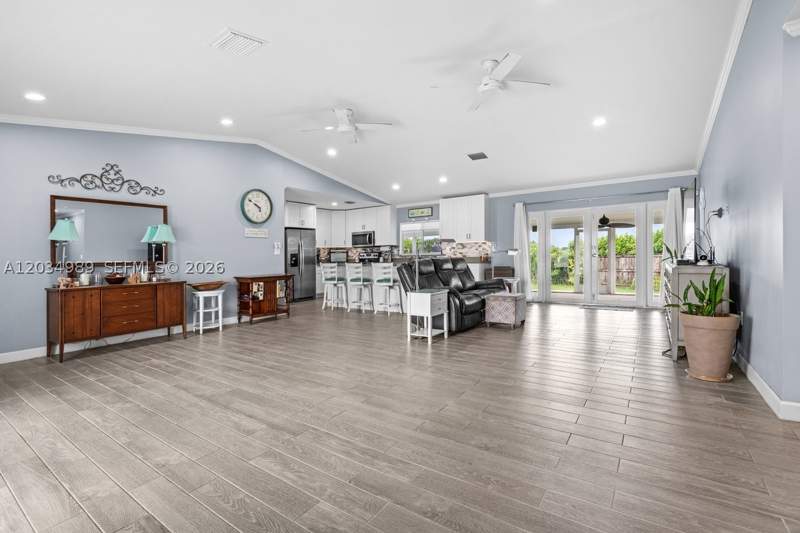5 bedroom SingleFamilyResidence at 20572 SW 317th St, Zamora Estates, Homestead — photo 2