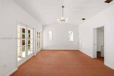 440 SW 29th Rd, Miami FL - photo 10 of 29