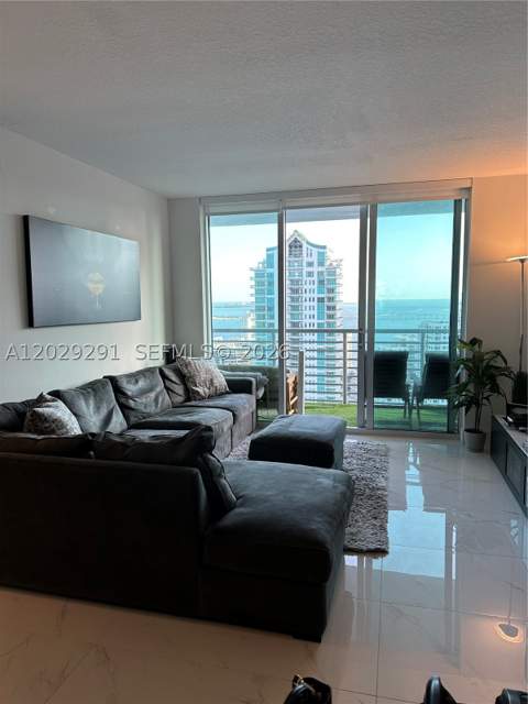 325 S Biscayne Blvd 4119, Miami FL - photo 12 of 21
