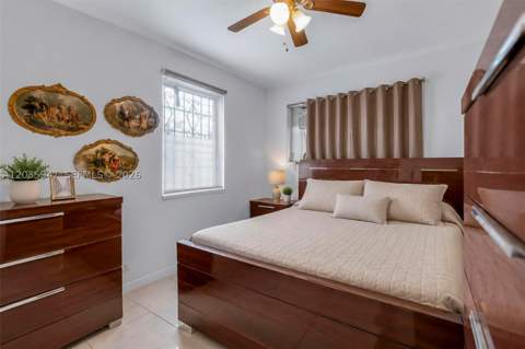 2300 NW 9th St, Miami FL - photo 11 of 45