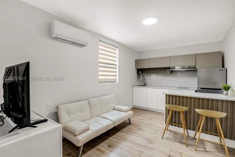 2300 NW 9th St, Miami FL - photo 20 of 45