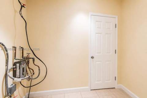 2300 NW 9th St, Miami FL - photo 8 of 45