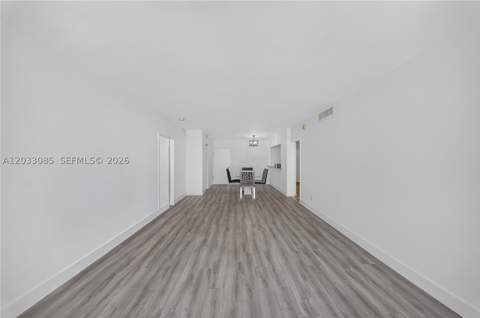5600 Collins Ave 7W, Miami Beach FL - photo 11 of 26