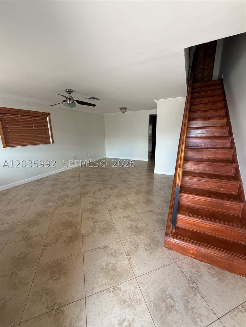 3 bedroom Townhouse at 550 SW 115th Ave 710C, Sweetwater Creek Condo, Sweetwater — photo 2