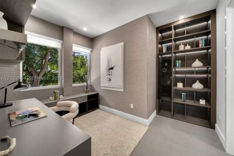 425 Harbor Dr, Key Biscayne FL - photo 19 of 50