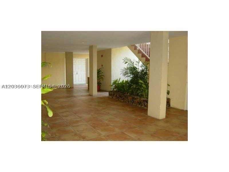 1 bedroom Condominium at 7900 Tatum Waterway Dr 502, Waterway Plaza Condo, Miami Beach — photo 4