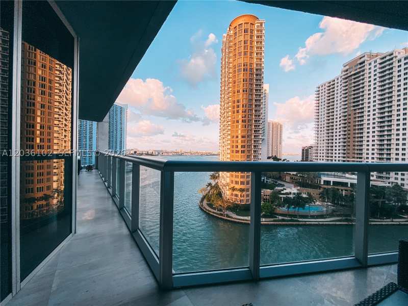 3 bedroom Condominium at 465 Brickell Ave 1101, Iconbrickell Condo No 1, Miami — photo 1