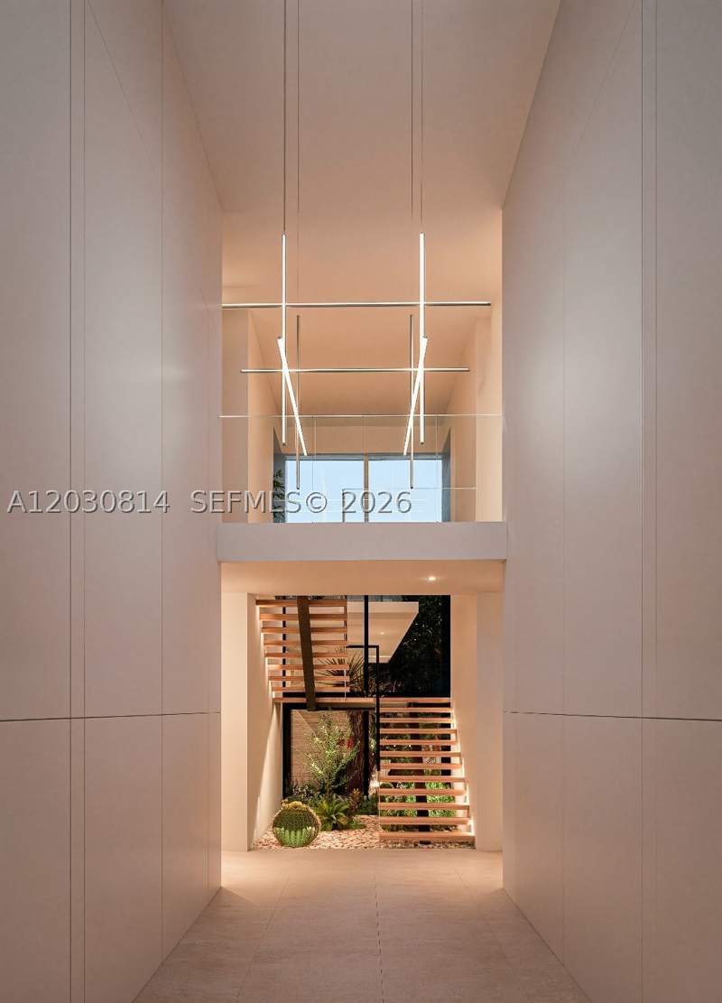 7 bedroom SingleFamilyResidence at 6100 W Suburban Dr, Martin Suburban Acres, Pinecrest — photo 5