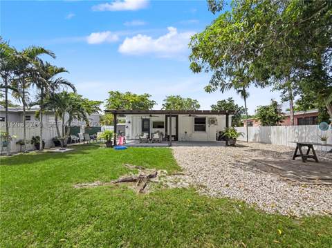 960 NE 146th St, North Miami FL - photo 11 of 38