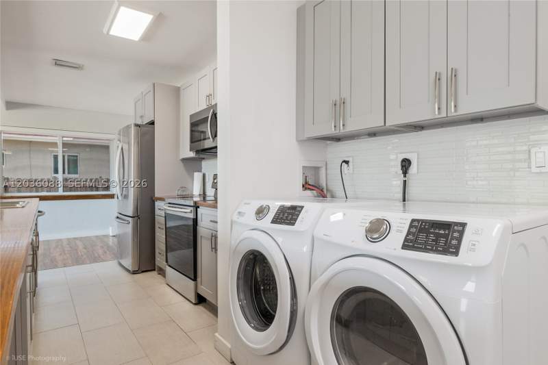 4 bedroom SingleFamilyResidence at 11601 SW 141st St, Replat Of Portions Of Ric, Miami — photo 5