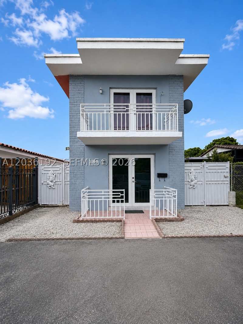 3 bedroom SingleFamilyResidence at 380 W 45th St, Andrews Park, Hialeah — photo 1