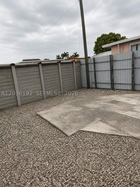 380 W 45th St, Hialeah FL - photo 15 of 15