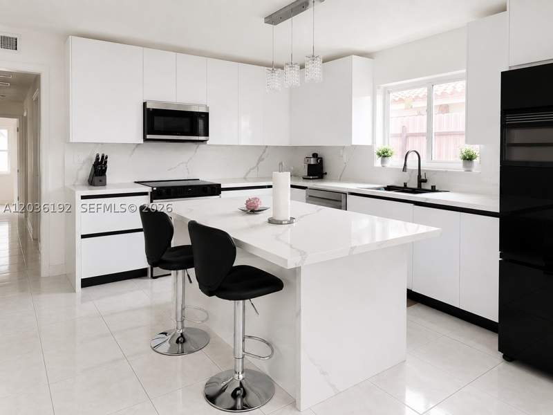 3 bedroom SingleFamilyResidence at 380 W 45th St, Andrews Park, Hialeah — photo 4