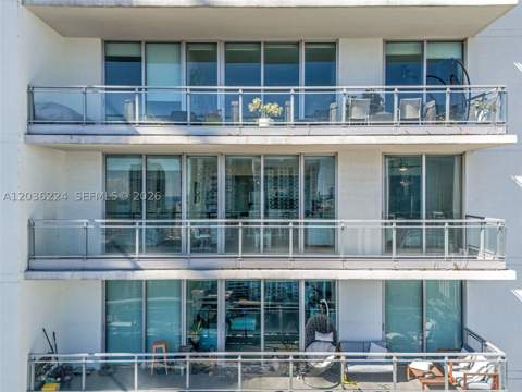 92 SW 3rd St 3611, Miami FL - photo 18 of 20