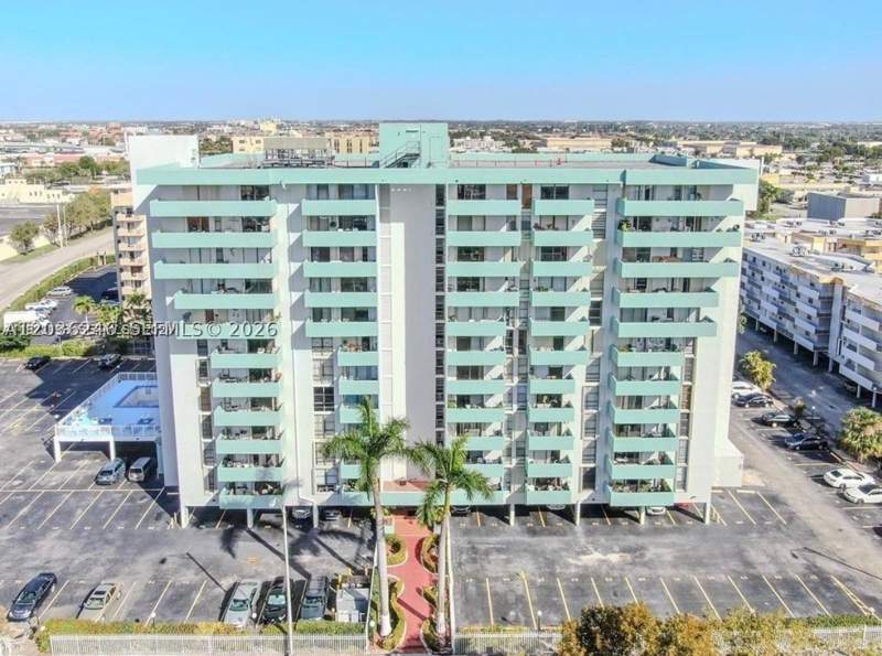 1 bedroom Condominium at 1825 W 44th Pl 1107, Imperial Terraces Condo, Hialeah — photo 3