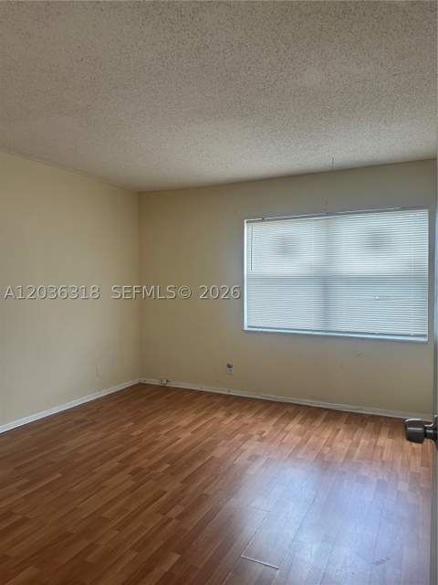 18101 NW 68th Ave B201, Hialeah FL - photo 11 of 19