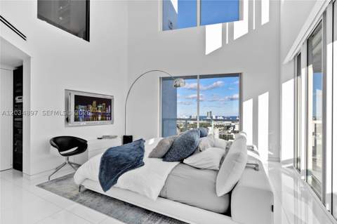 10 Venetian Way Ph04, Miami Beach FL - photo 11 of 45